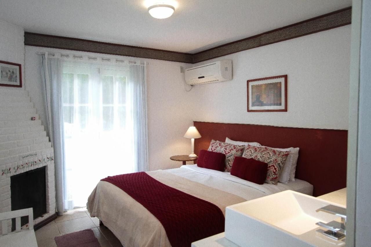 Pequena Suecia Otel Penedo  Oda fotoğraf